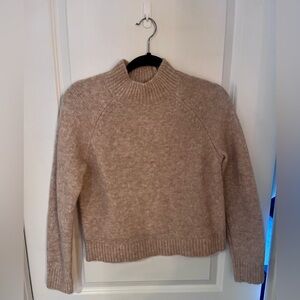 Banana Republic cozy taupe mock neck sweater - Size extra small